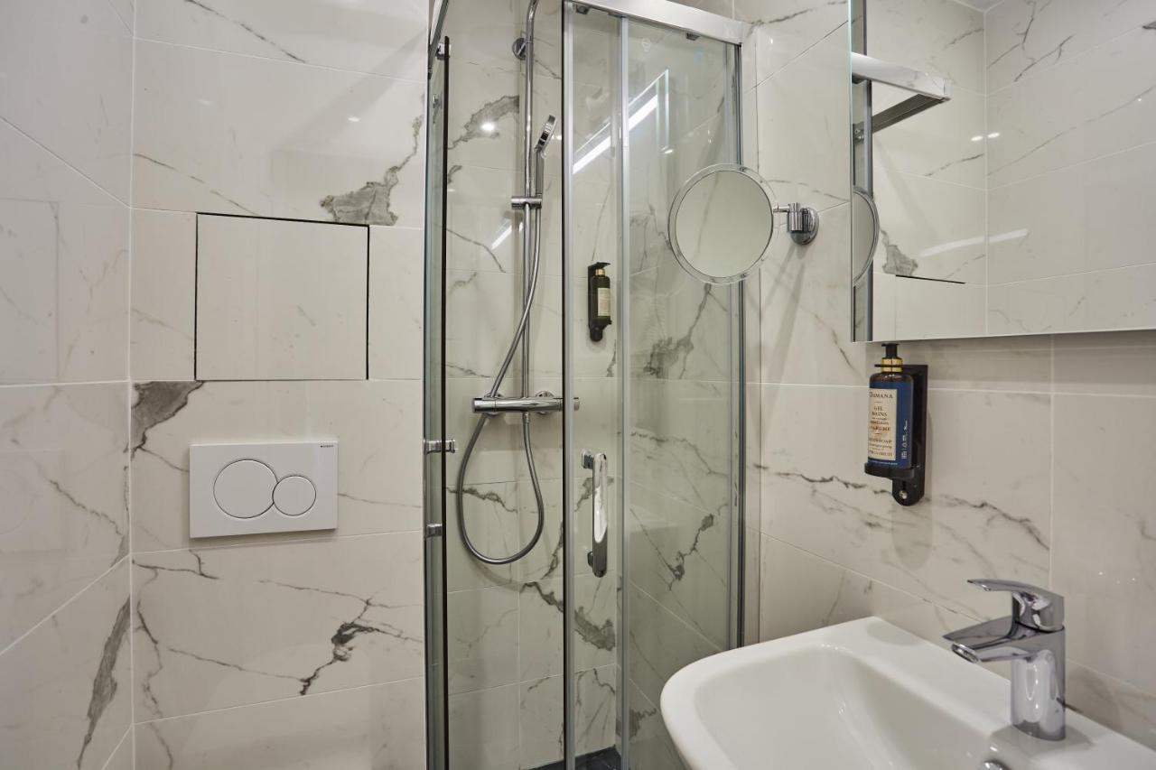 Hotel Lux Picpus Paryż Zewnętrze zdjęcie